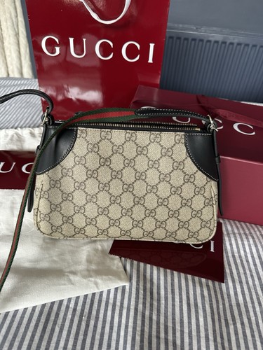 Gucci black monogram - gg,