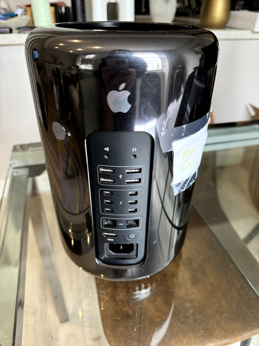 Mac pro trashcan 3 - pro, "trashcan",
