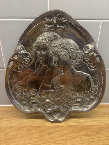Art nouveau heavy cast metal - nouveau,