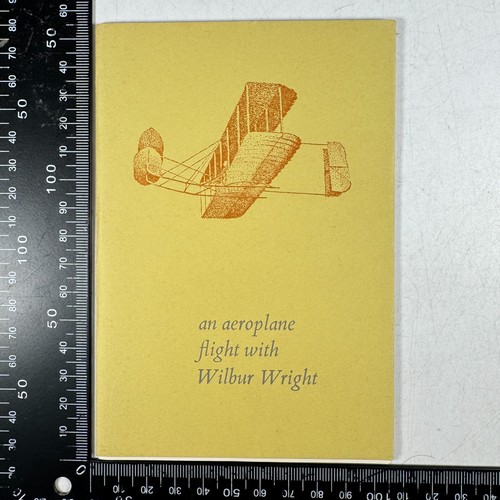 Aeroplane flight with - an,