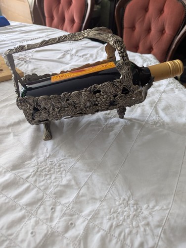 Antique style pewter wine