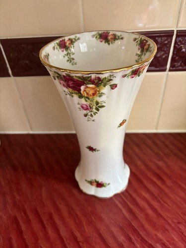 Vintage royal albert old - royal,