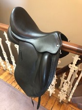 Childeric dressage saddle. Model 1L DNL 175 1922 21.