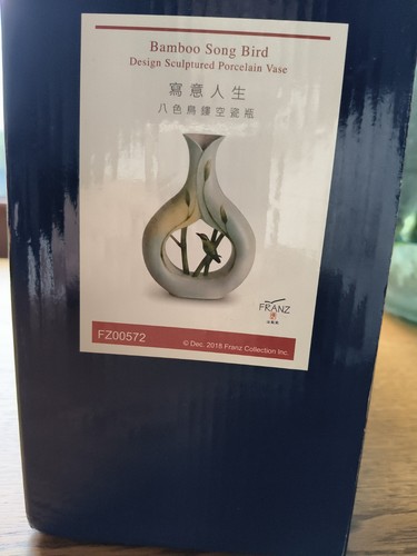 Design sculptured porcelain - design,
