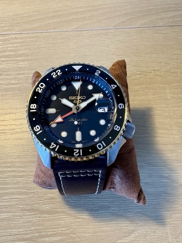 Seiko men automatic - men's, gmt