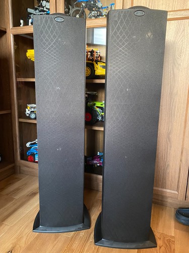 Kef iq90 stereo speakers - ,