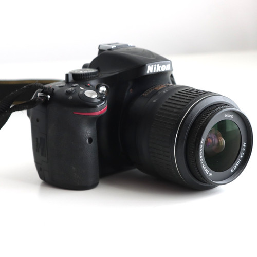 Nikon d5200 1mp dslr camera - dslr,