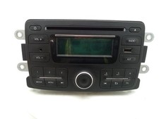 DACIA DUSTER Radio Stereo Head