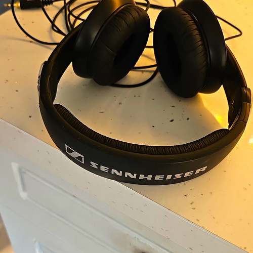 Sennheiser hd205 over - hd205, over-ear