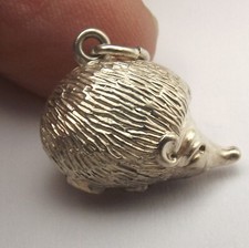 HEDGEHOG sterling silver three dimensional small hollow cute character charm