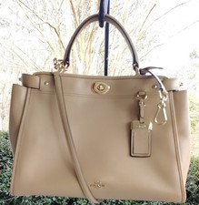 Coach 33549 LARGE Beige