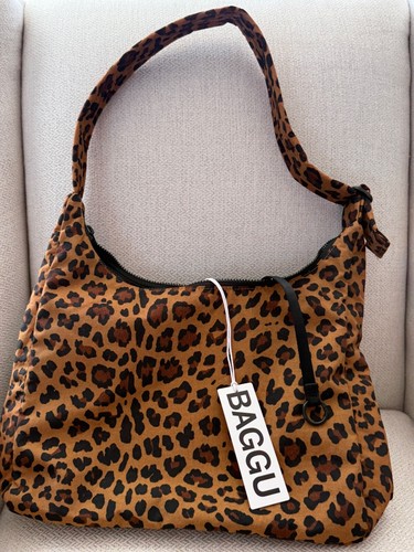 Nwt baggu leopard print large - nwt,