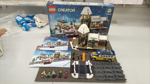 Lego winter village station - lego,
