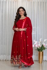 Gown Pakistani Salwar Kameez