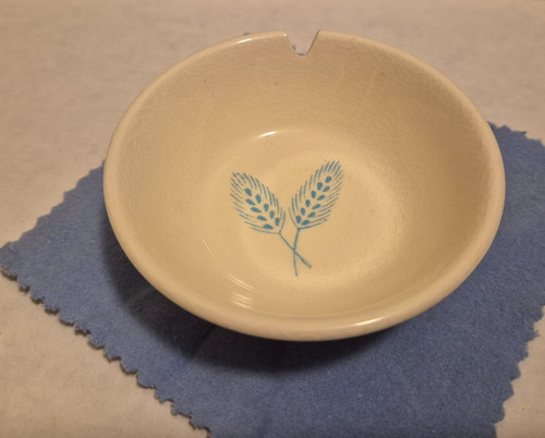 Vtg white blue - &,