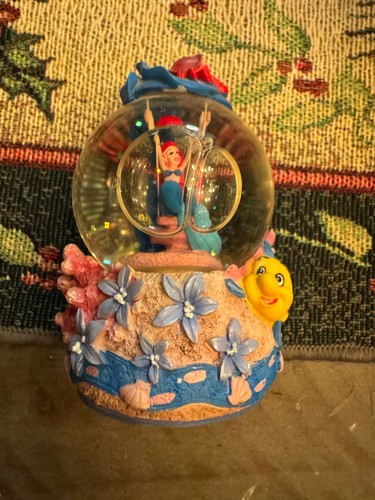 Disney store little - disney,