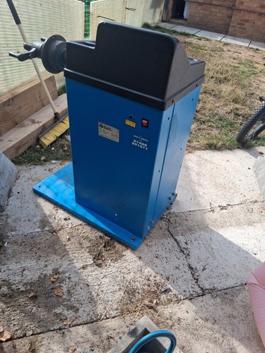 Atlas car tyre - balance, machine