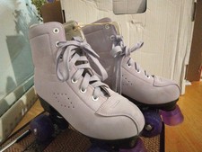 kids light up roller skates