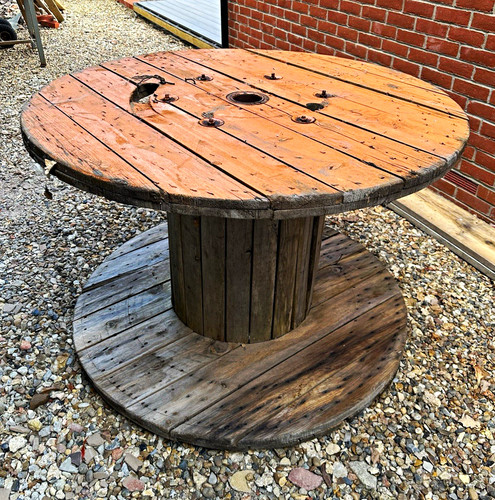Round wooden cable reel - round, reel/spool
