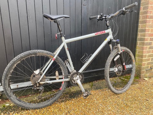 Genesis mountain bike - genesis,