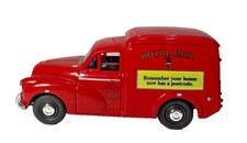 Vanguards 1/43 Scale VA11006 Morris Minor Van Royal Mail