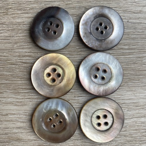 Mother pearl buttons - of, buttons-