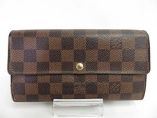Authentic LOUIS VUITTON Damier