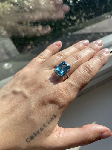 83ct blue topaz diamond - 6.83ct,