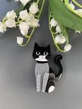 Fab Quality Cat Acrylic Brooch