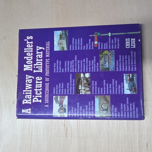 Railway modeller picture - railway, modeller's