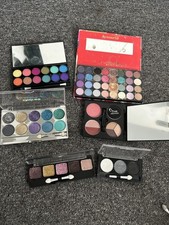 Ladies Eyeshadow Palette Bundle See Description