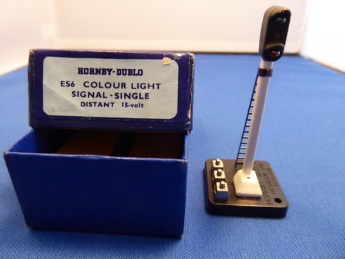 Hornby dublo es6 - colour, light