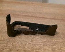 Gariz XS-CHEM1IIIBK Brown Genuine Leather Half Case for Olympus E-M1 iii EM1 III