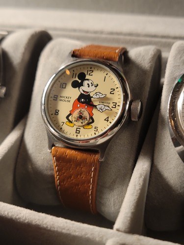 Disney limited edition - limited, mickey