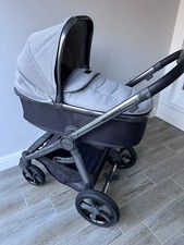 Babystyle Oyster 3 Pram with raincover - grey Moon