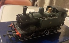 Dapol D19 Class 14xx 0-4-2T 1420 in GWR green
