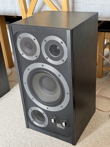 Wharfdale e50 speakers black - speakers,