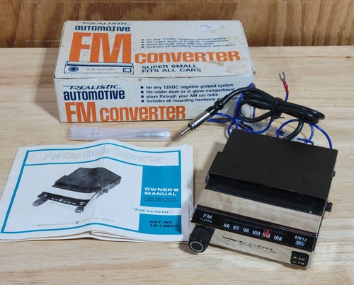 Vintage realistic car radio - fm,