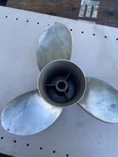 Quicksilver Stainless Steel COUNTER ROTATING Propeller 17P - Bravo 1