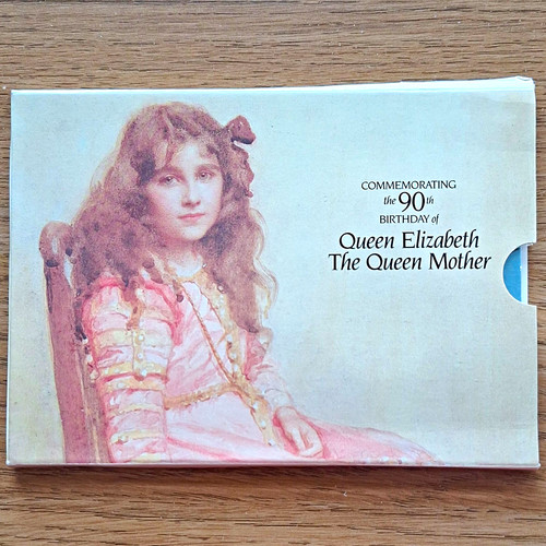 1990 coin queen - 1990, £5