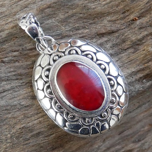 Oval red coral pendant - oval,