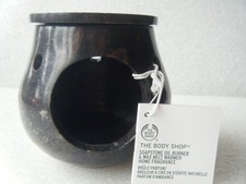 THE BODY SHOP " NATURAL