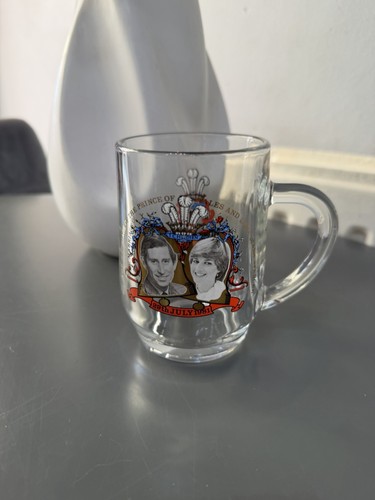 Royal memorabilia 1981 charles - memorabilia,
