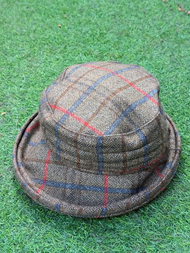 Cotswold woollen weavers - woollen,