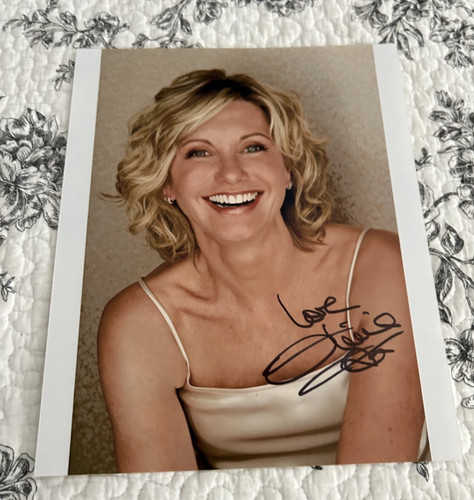 Olivia newton john hand - olivia, hand-signed