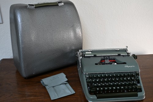 Vintage 1957 olympia sm3 - vintage,