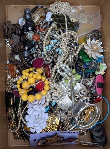 Vintage costume jewellery job - vintage,