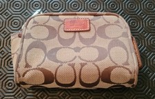 Authentic Coach Mini Pouch Biege/Brown 14 x 9 cm. Replacement zip pull.