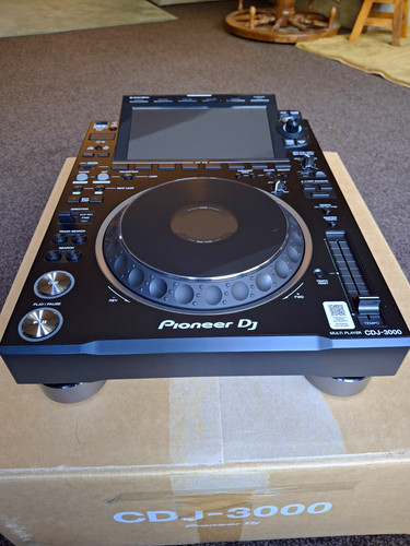 Mint condition pioneer - condition, dj