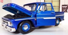 Chevrolet C-10 Fleetside Pickup Blue Truck 1966 1:24 Scale Model Diecast 73355